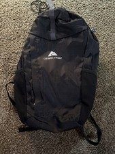 Ozark Trail Hiker Backpack 25 Liter, Black, P...