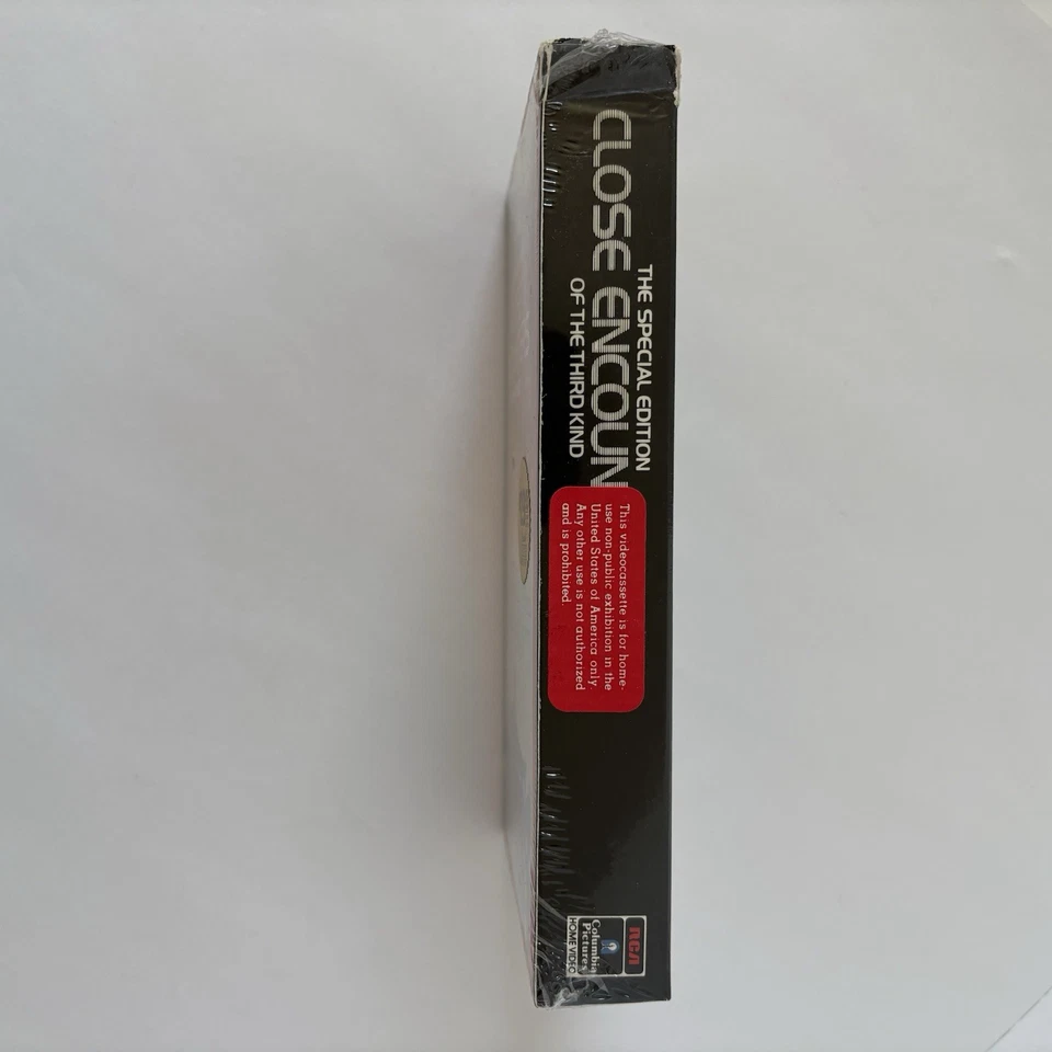 Close Encounters of the Third Kind VHS 1985 Factory Sealed Watermarks - Image 4 of 4