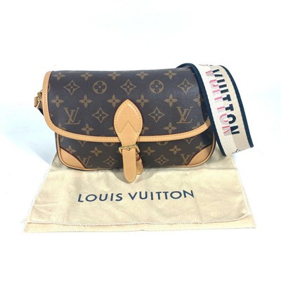 Louis Vuitton M45985 Monogram Diane NM PM Bag Pochette Flap
