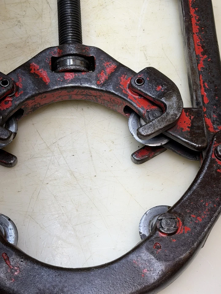 REED Tools USA H6 Hinged Pipe Cutter, 4-6” Pipe Capacity Heavy Steel - Image 4 of 4