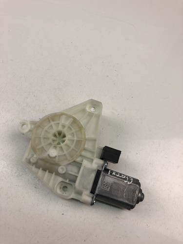 VW PASSAT B8 3G2 Fensterhebermotor 5Q4959801D 2016 24980550