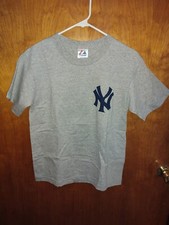 Derek Jeter New York Yankees 2 Gray T Shirt Youth 14-16 New