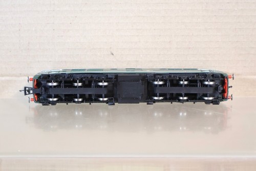 HORNBY R2240 DCC READY BR GREEN CLASS 31 DIESEL LOCOMOTIVE D5512 ol - Picture 8 of 9