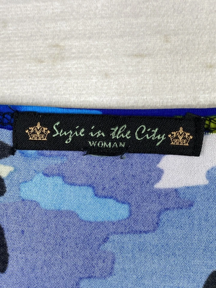 Топ женский Suzie In The City 2X синий цветочный короткий рукав декольте облегающий трикотаж - Изображение 3 из 4