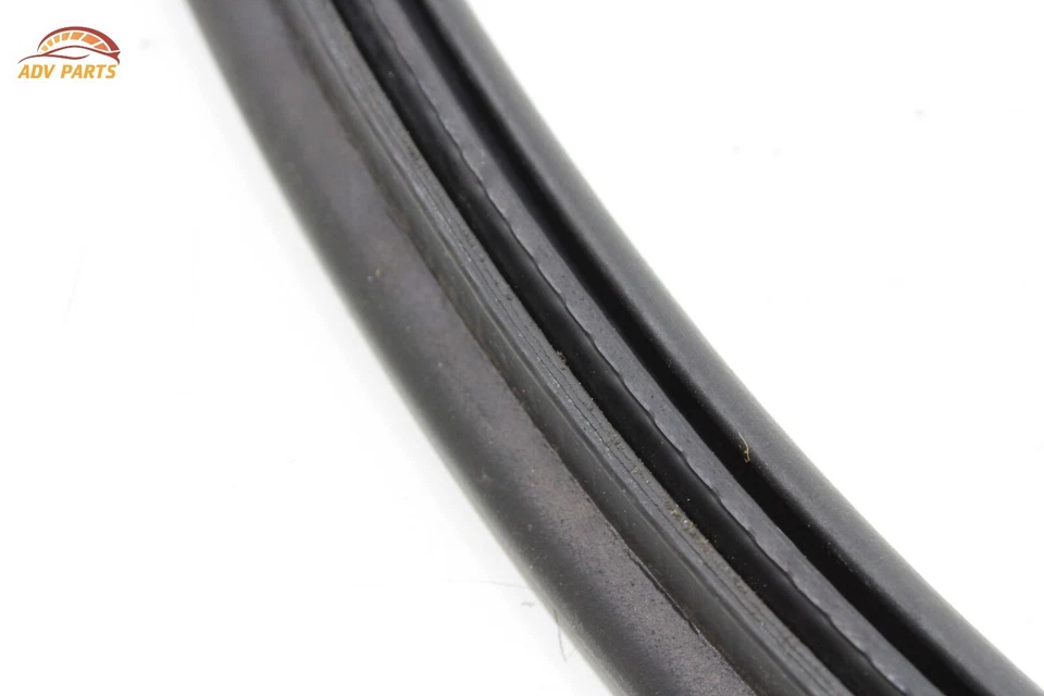 Land Rover Range Rover 2003-2012 puerta trasera puerta levadiza carrocería sello de resistencia OEM Foto 3 de 4