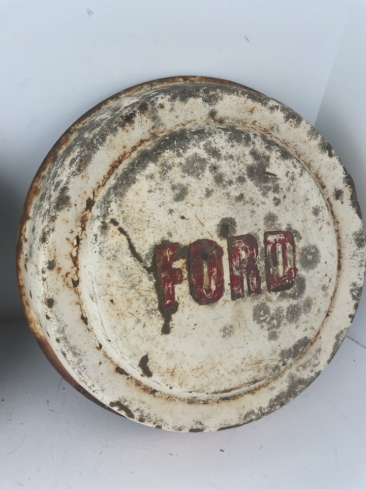 2 Vintage 1960s Ford Hubcaps 10” Fair/Rust eBay