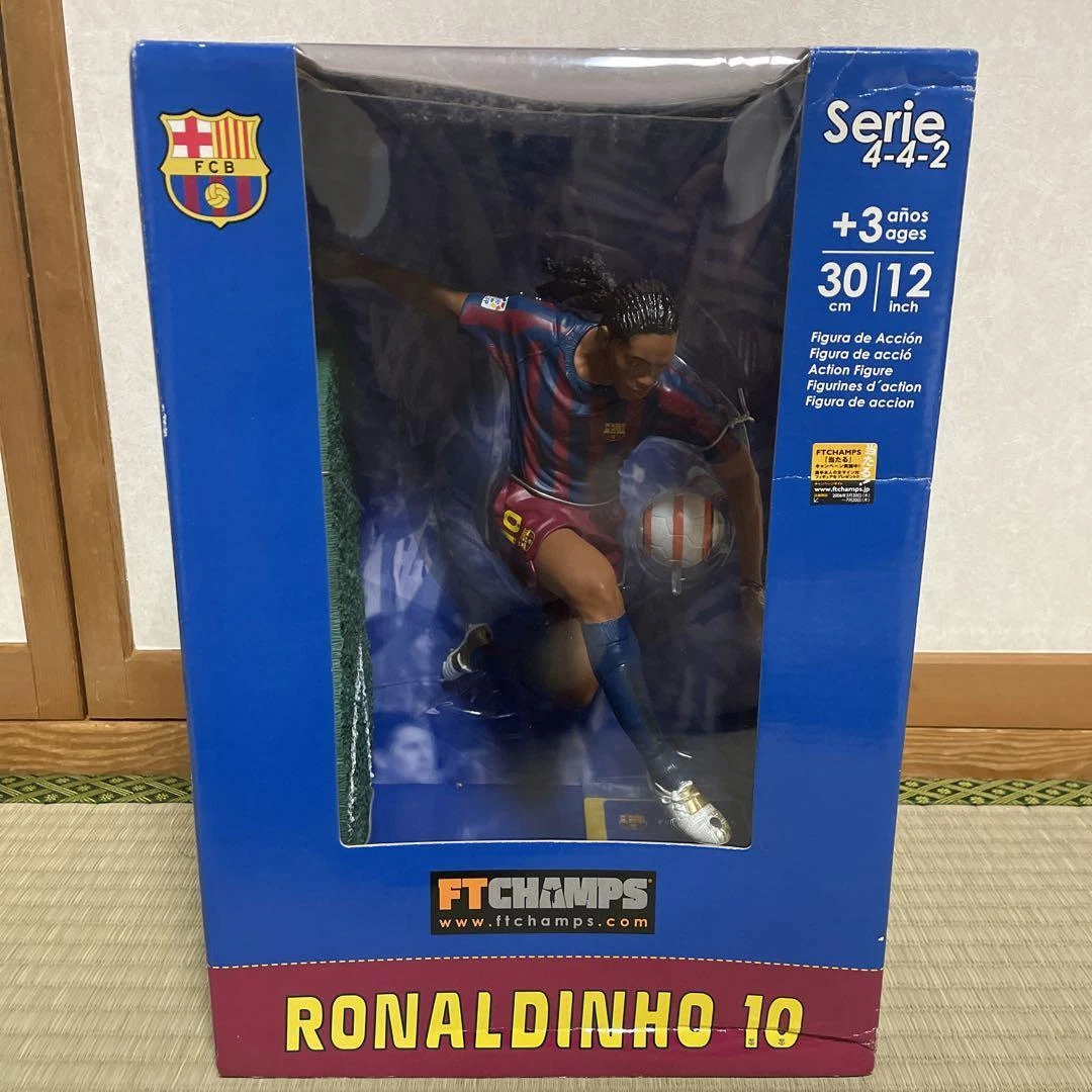 Ft Champs 12 Inch Ronaldinho 10 Barcelona