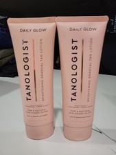 Set Of 2 TANOLOGIST DAILY GLOW BRIGHTENING GRADUAL TAN LOTION WITH VITAMIN C