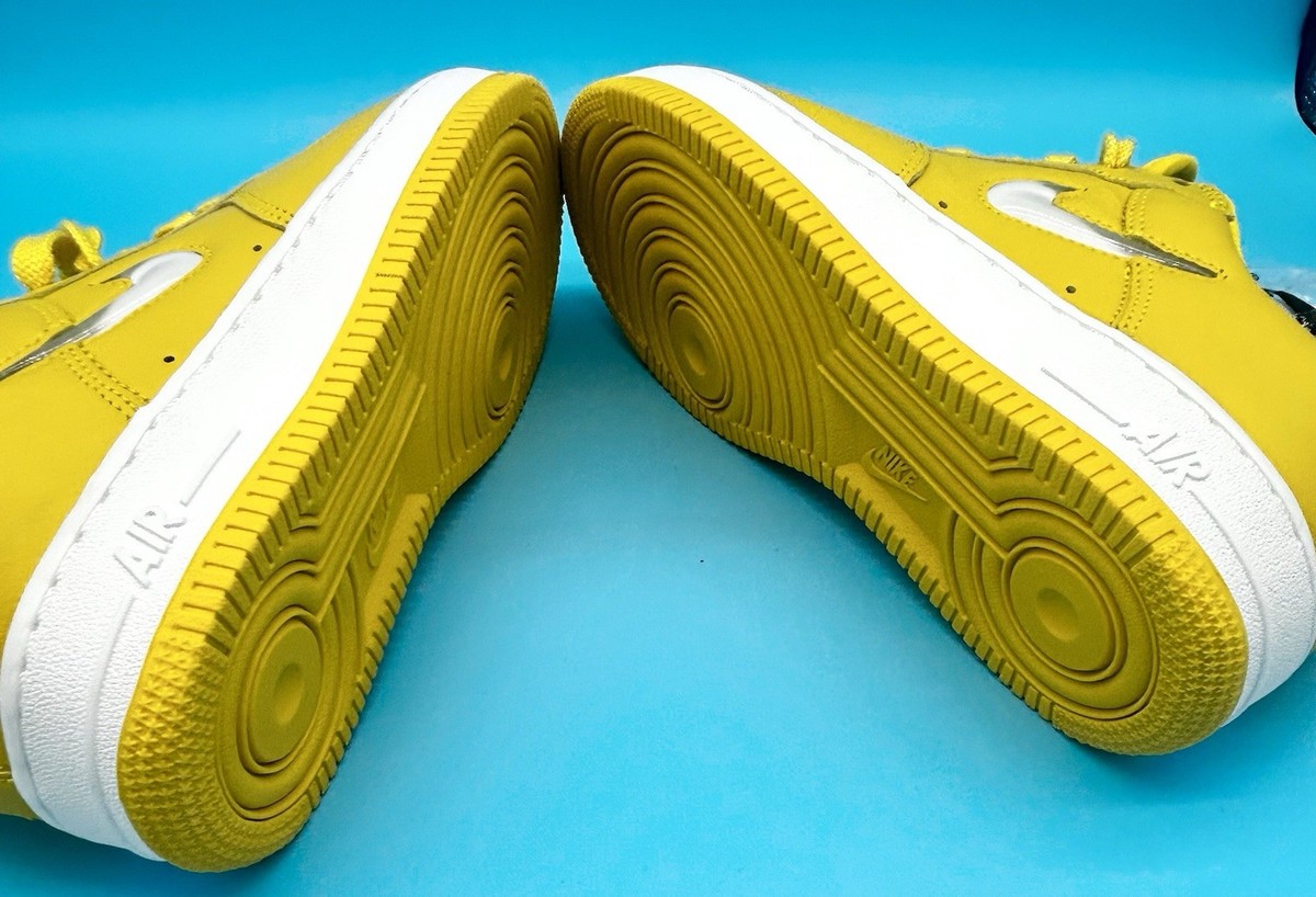 Air Force 1-low Retro Color of the Month - Yellow Jewel FJ1044 700