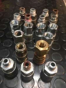 Air quick coupler and plugs amflo