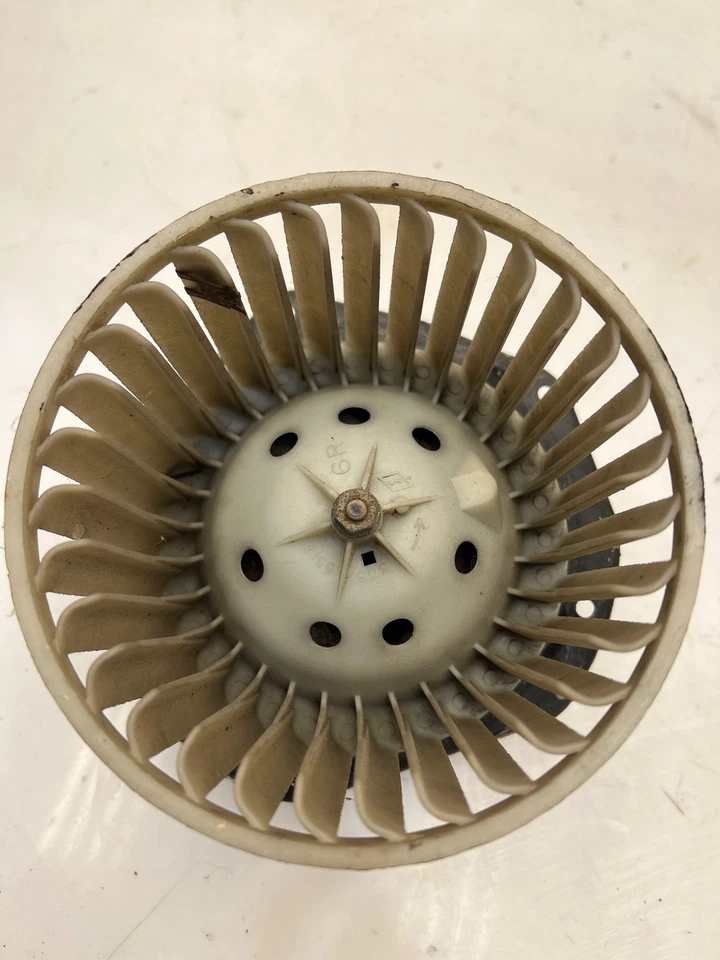 1982 - 1991 Chevrolet S10 нагреватель переменного тока воздуходувки двигатель интегральный переменного тока OEM 22098844 - Изображение 2 из 4