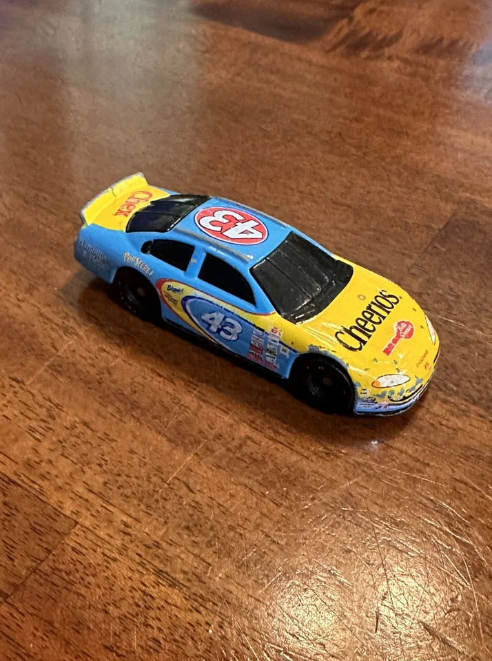 Dodge Intrepid 2002 General Mills Promo #43 John Andretti Cheerios 1/64 Foto 2 de 4