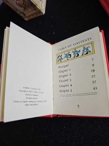 Vintage Nutshell Library by Maurice Sendak Harper Collins 1962 4 Mini Books - Picture 8 of 12