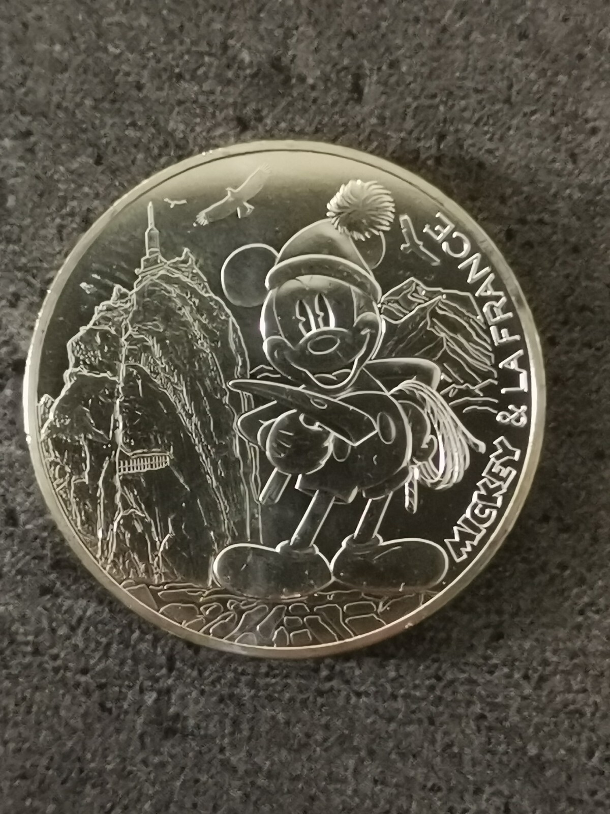 Picture 1 of 2