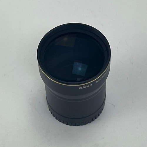 4 Camera-Lens Bundle, Nikon Teleconverter 1.5x, Sakar 35-200mm f/3.8-5.2, & more - Picture 16 of 24