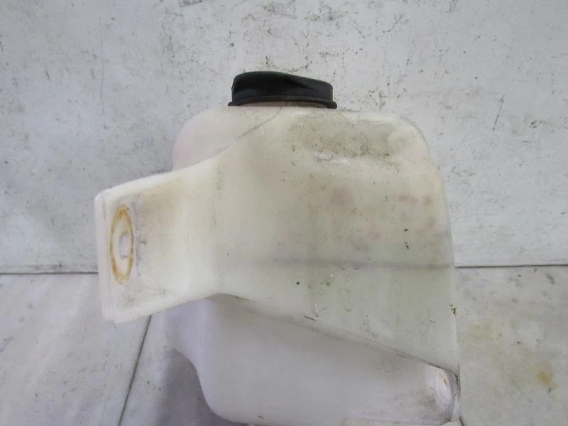 04 05 06 07 08 09 10 11 12 GMC CANYON PARABRISAS LAVADORA DEPÓSITO BOTELLA Foto 4 de 4