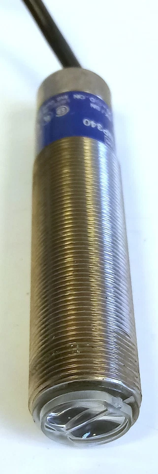 Telemecanique XU8M18NP340 24 V DC Photoelectric Proximity Sensor - Image 2 of 4