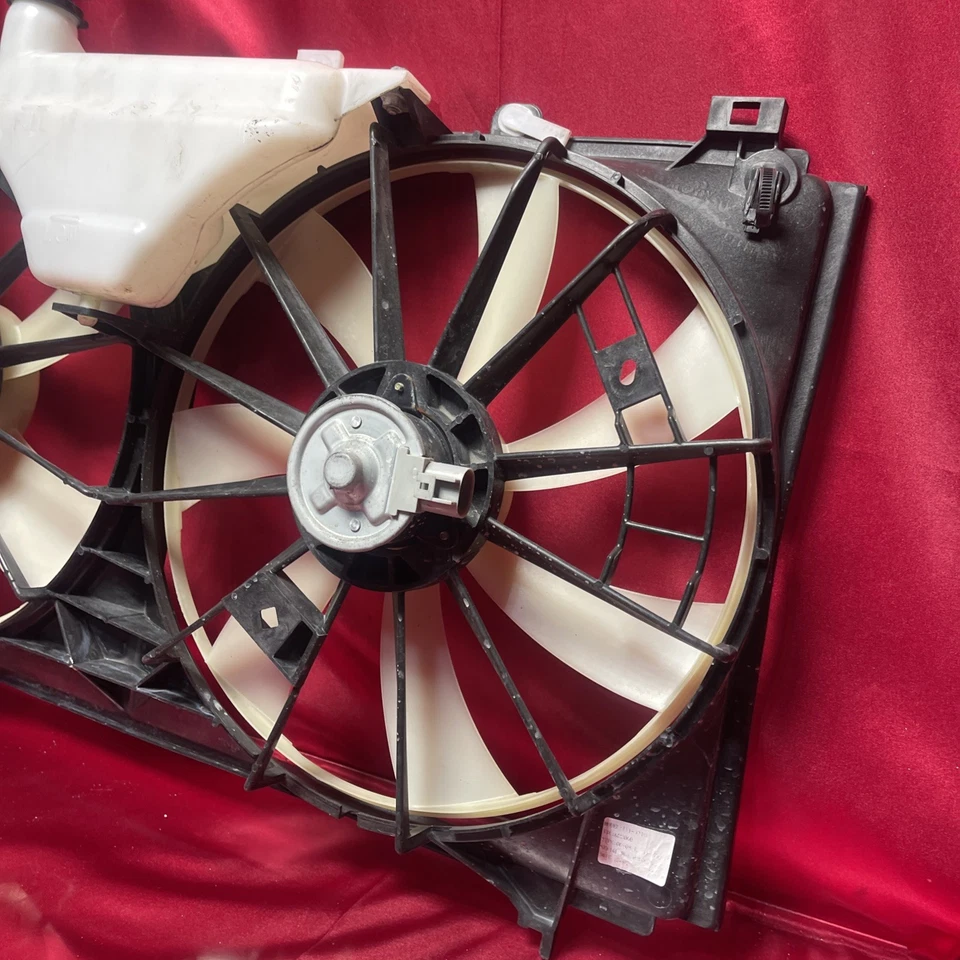 ☑️ 01-05 LEXUS IS300 ДВИГАТЕЛЬ РАДИАТОР ОХЛАЖДЕНИЯ ВЕНТИЛЯТОР ДВИГАТЕЛЯ КОЖУХ РЕЗЕРВУАР OEM - Изображение 2 из 4