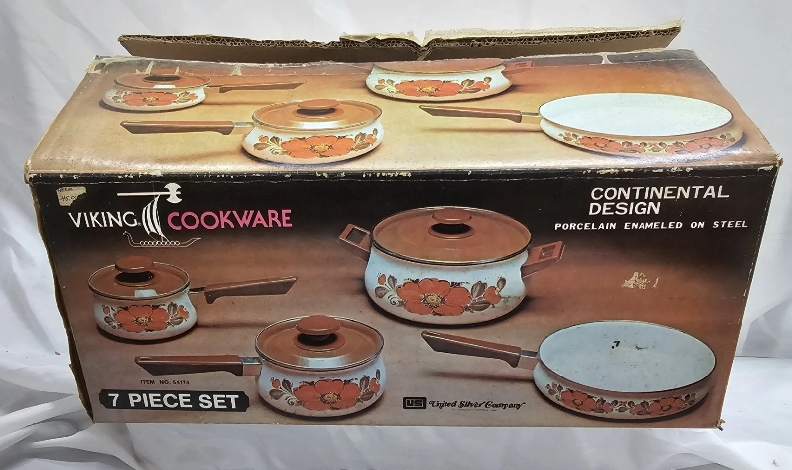 Vintage NEW 1970s Poppy Floral Enamelware Pot & Pans 7 Pc. Viking Cookware NIB
Opens in a new window