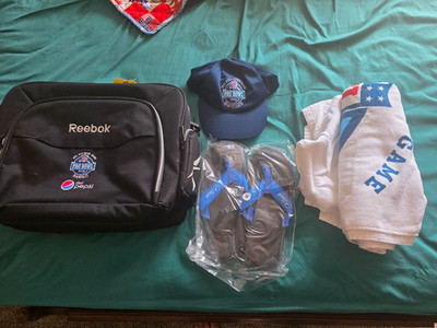 2009 NFL Pro Bowl Soft Briefcase/Laptop Bag, Hat, Sandals, Beach Towel, Reebok