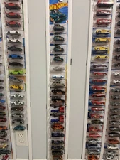 Lot Of 124 Hotwheels Cars, Porsche, Ferrari, JDM, and More Check description 