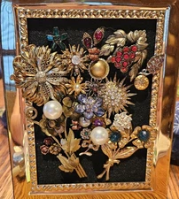 Vintage Jewelry Floral Art Framed 6 3/4 X 8 3/4 Inch Frame