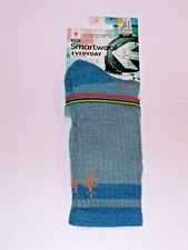 SmartWool Everyday Cozy Larimer Light Cushion Crew Socks Mens Large - Mist Blue