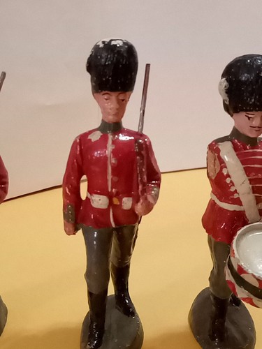 3 Elastolin 10.5cm Composition Scots Guards Marching/Drummer Soldiers Pre WW2 - Picture 3 of 24