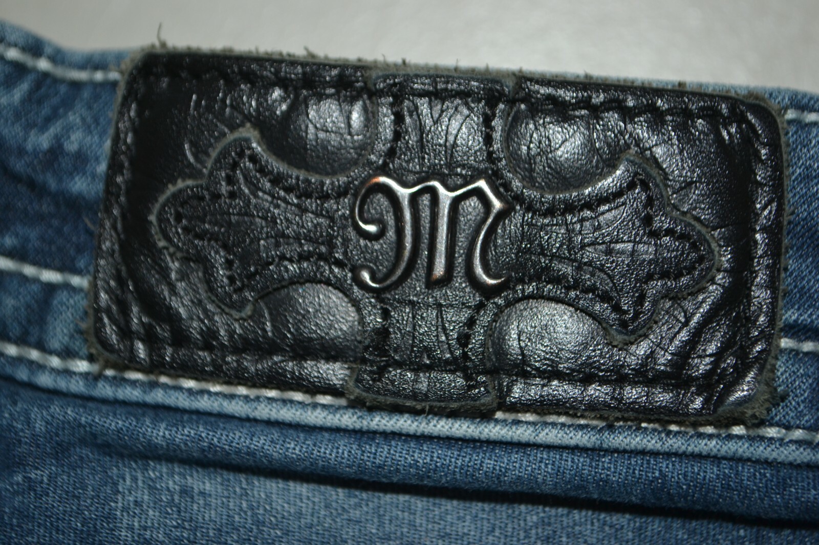 Picture 3 of 12