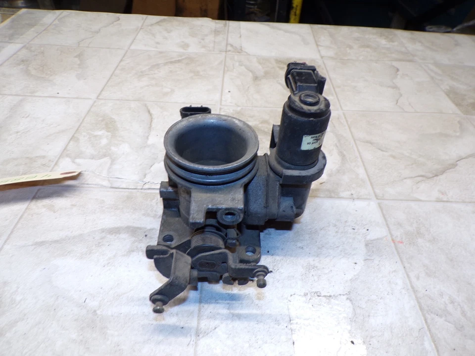 95-96 1995-1996 FORD WINDSTAR 3.8L MOTOR CUERPO ACELERADOR CONJUNTO VÁLVULA Foto 2 de 4