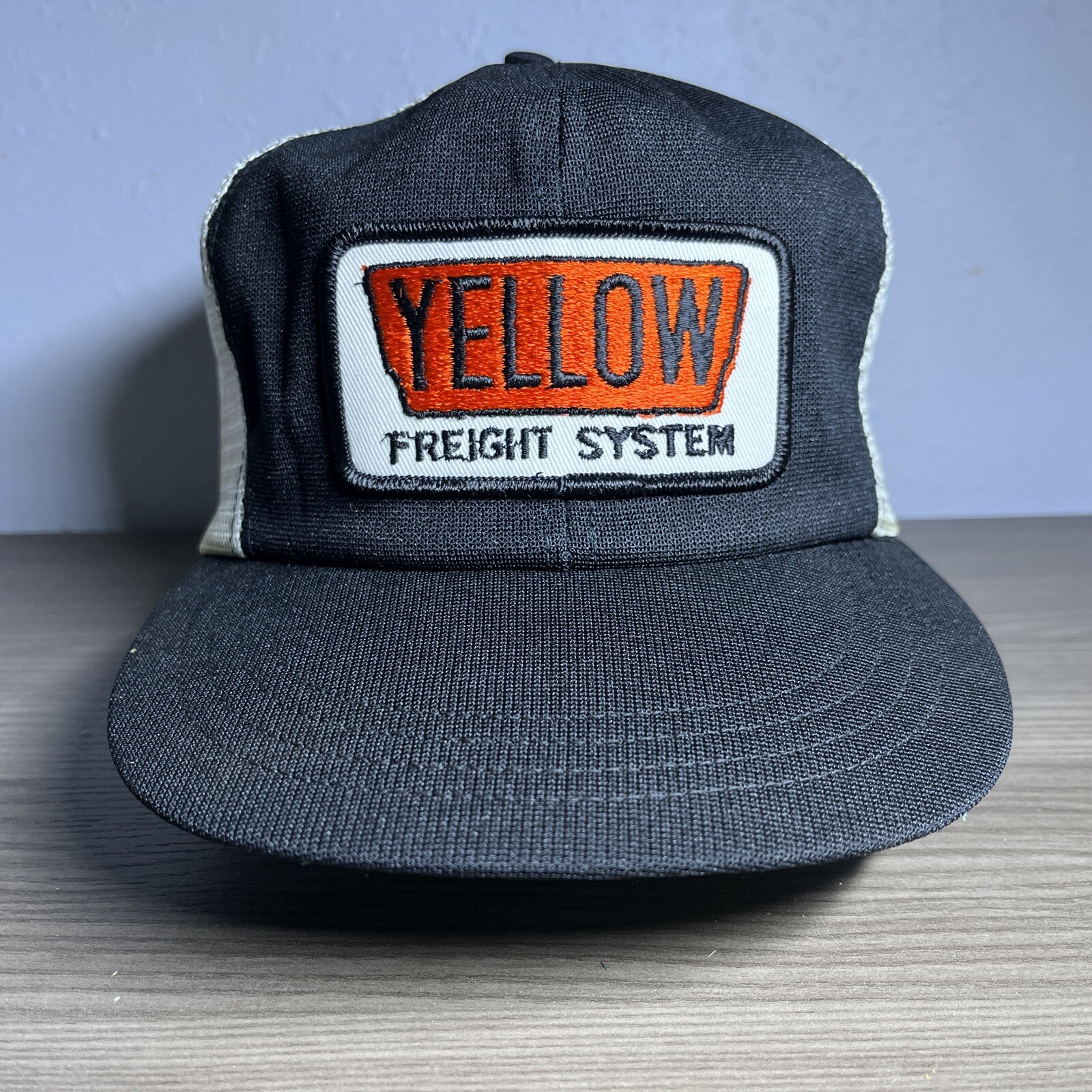 VINTAGE Yellow Freight Systems Patch Snapback Mes… - image 1