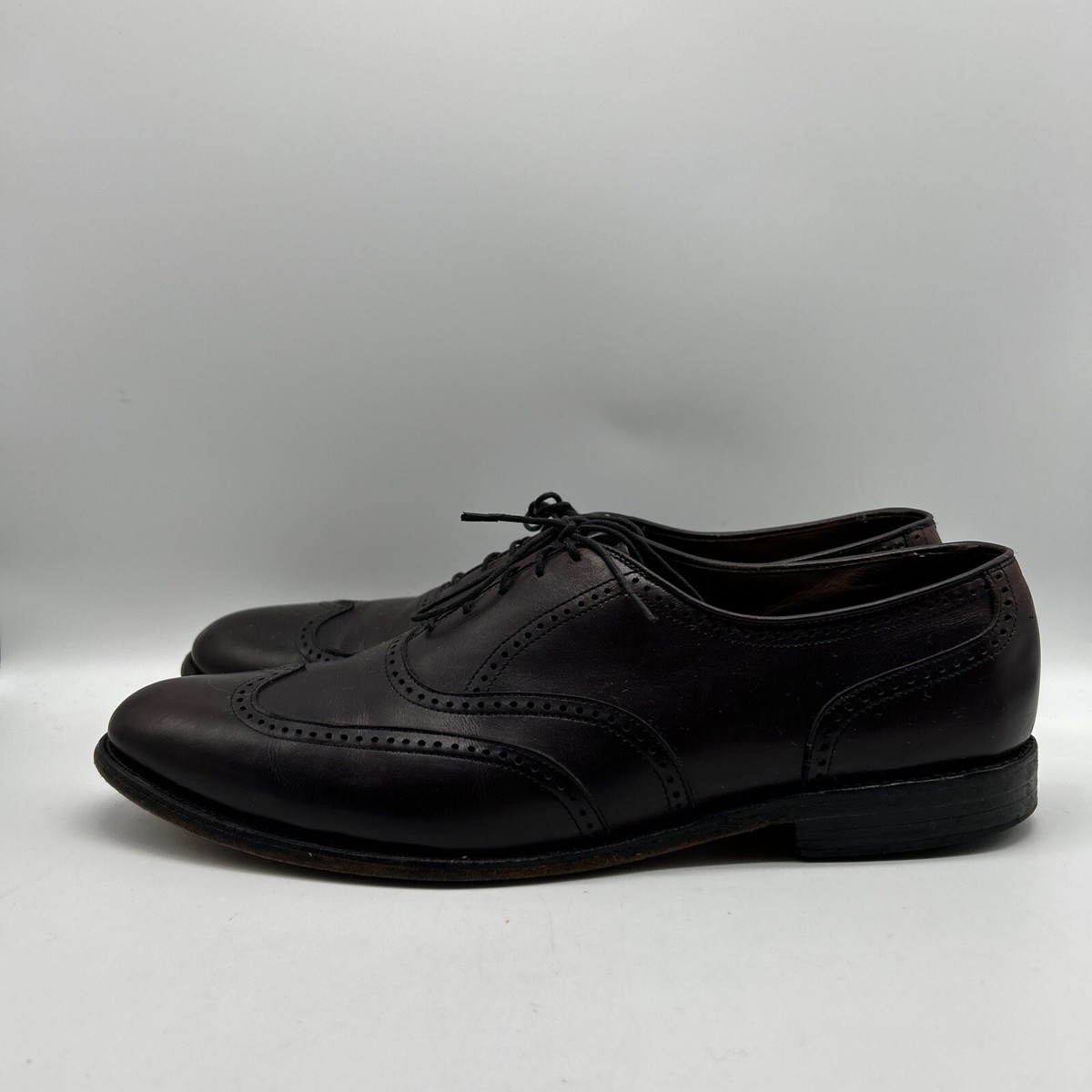 allen edmonds Marlow Men\'s Size US 10 Black Leather‎ Brogue Cap-Toe Oxfords Oxford Shoes | Abbot main image 3