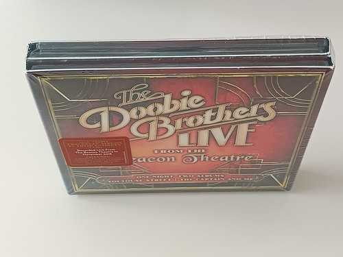 Live from the Beacon Theatre by Doobie Brothers (2CD+DVD, 2019) - Foto 2 di 3