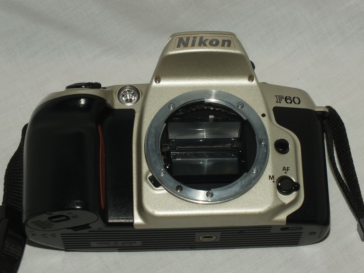 Nikon F60 film camera, AF Nikkor 28-80mm 1:3.5-5.6 D zoom