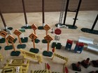 Big lot vintage HO track scenery accessories Aurora slot cars Model Motoring — photo 10