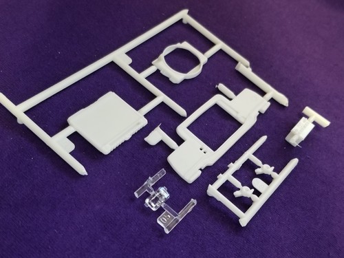 1969 Dodge Charger RADIATOR HORNS SHROUD BATTERY for Revell 1:25 Model Kit 69 - Picture 2 of 9