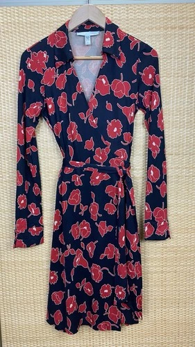 DVF Diane von Furstenberg JEANNE Vintage Classic Red Poppy Silk Wrap Dress Sz 8