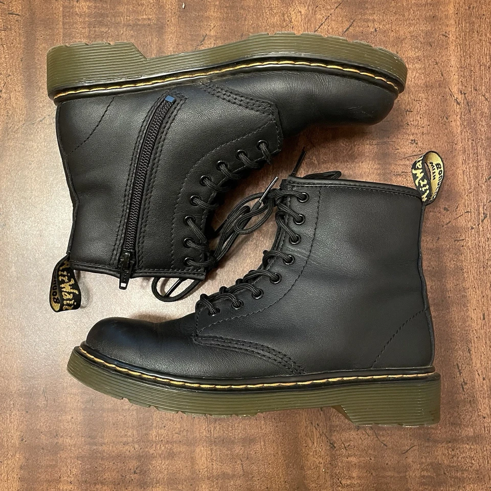 Botas de cuero negras Dr. Martens usadas en excelente estado - Juveniles 2 EU 33 Foto 4 de 4