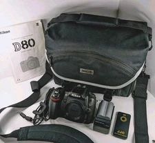 Nikon D80  Digital SLR Camera Kit w/ Case Japan VTG 200X Lens 40" Tripod Manual