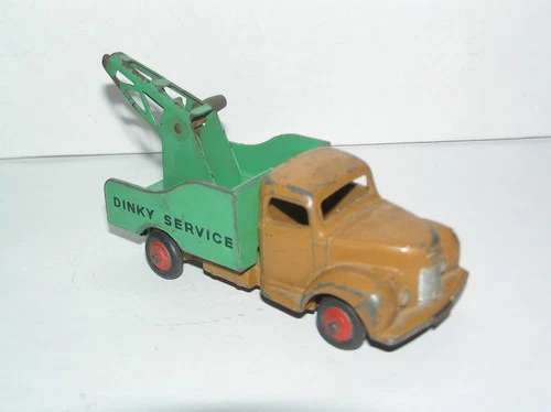 Vintage Dinky Toys Service Tow Truck Commer  **GREEN LIGHT SPECIAL**