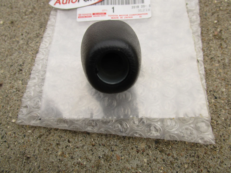 95 - 04 TOYOTA TACOMA 4WD / 2WD HIGH LOW TRANSFER CASE SHIFT KNOB OEM NEW - Image 4 of 4