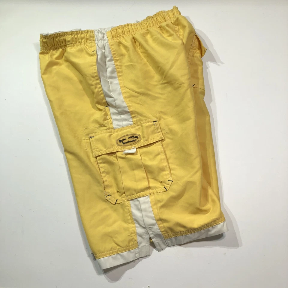 Bermuda de natação Carters masculina juvenil tamanho L 14/16 amarela e branca forrada - Imagem 4 de 4