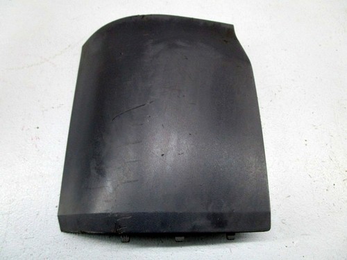 Rear bumper corner trim