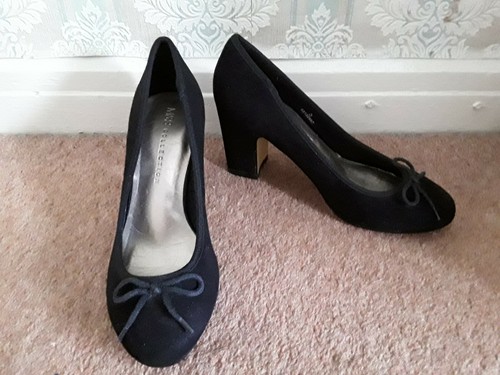 Ladies M\u0026S collection black high heel 
