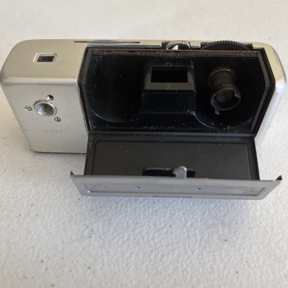 Minolta 16 Model P Subminiature Spy Camera with Rokkor 35/25