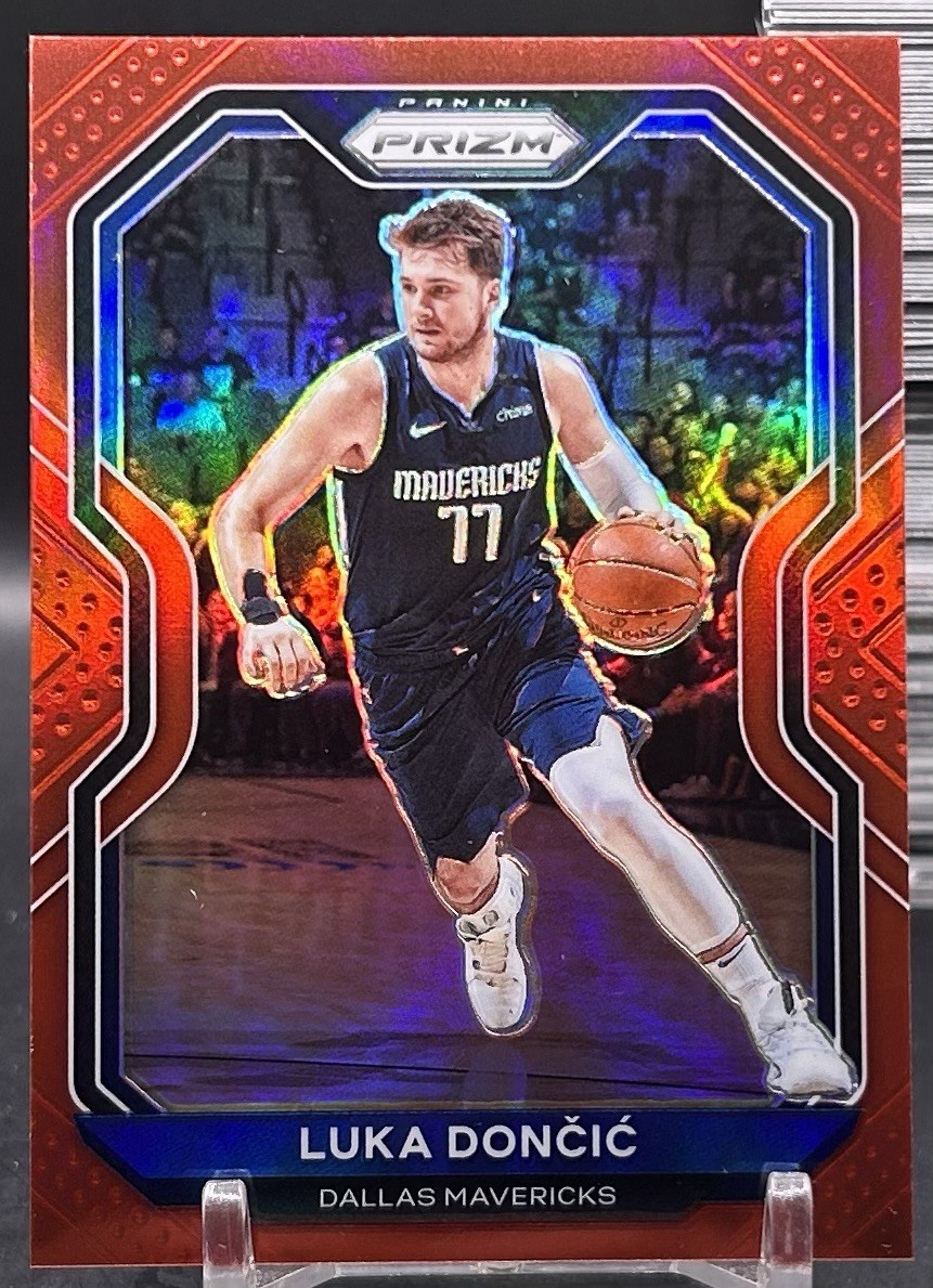 2020-21 Panini Prizm Luka Doncic #32 Red /299 Mavericks