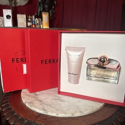 Salvatore Ferragamo Signorina Holiday Gift Set 1.7oz EDP & 1.7oz body lotion NIB