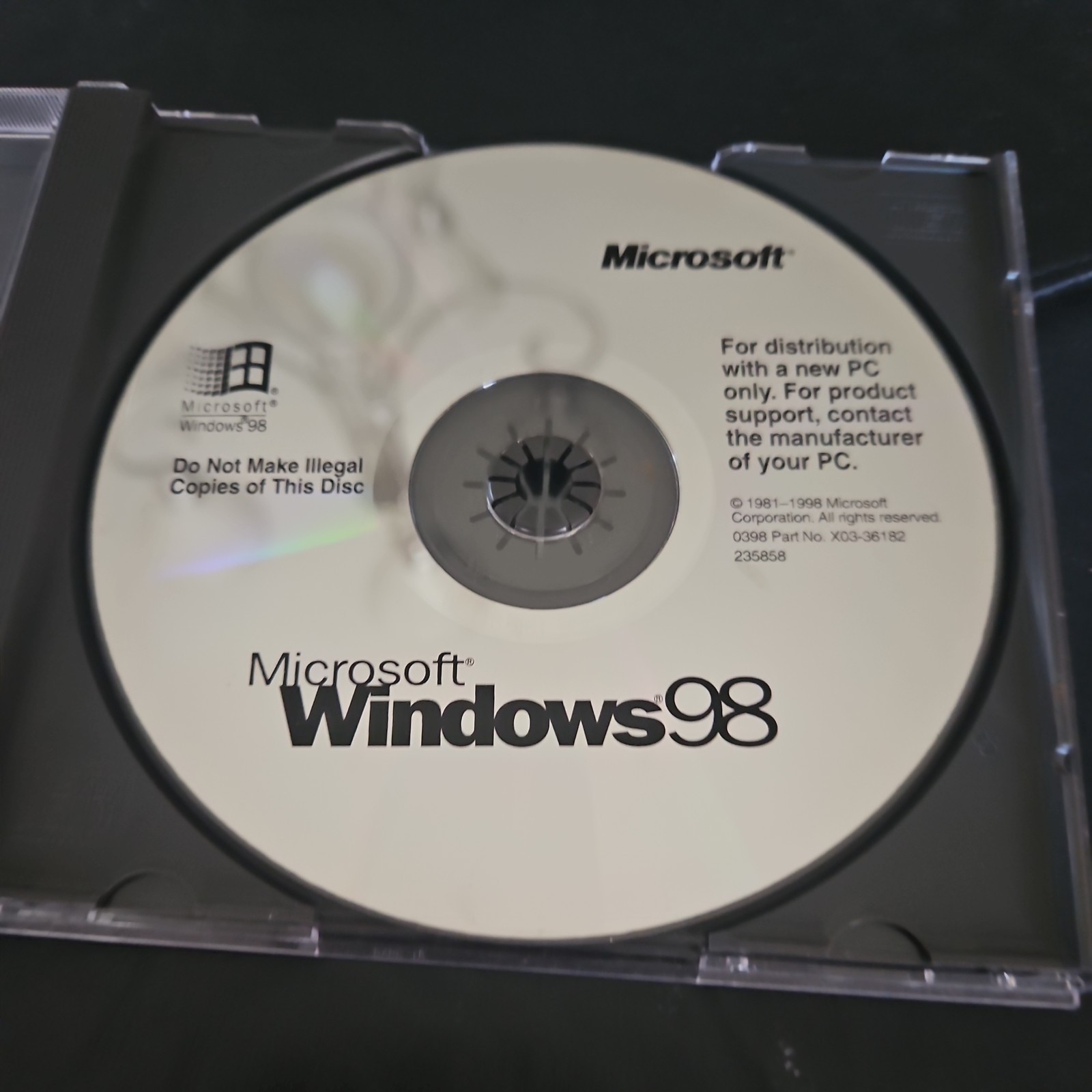 Vintage 1998 Microsoft Windows 98 Disc Used 