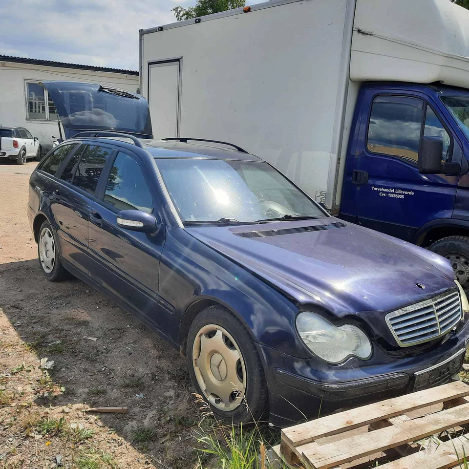 Mercedes-Benz C-CLASS 2002 Rear differential assembly 2103513008G, #1225657-35 - Image 4 of 4
