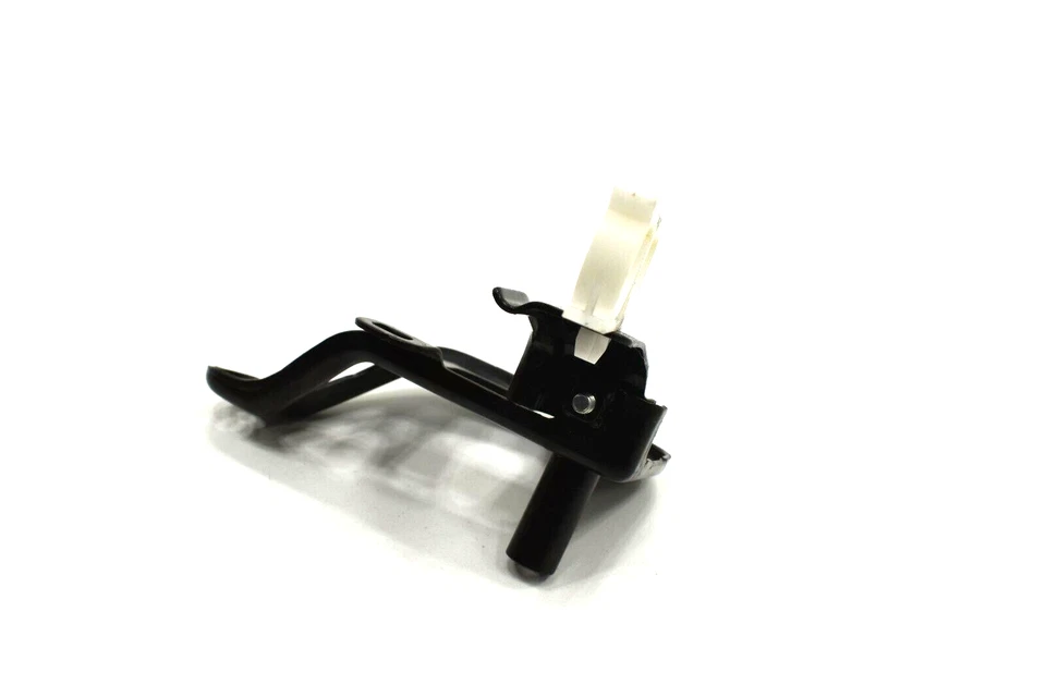 2016 2017 2018-2020 Honda Civic OEM Colling Hoses Clamp Bracket Holder Assembly  - Image 4 of 4